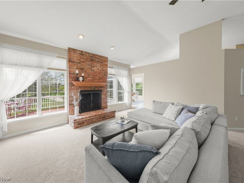 730 Woodlake Drive, Aurora, OH 44202 Photo 10