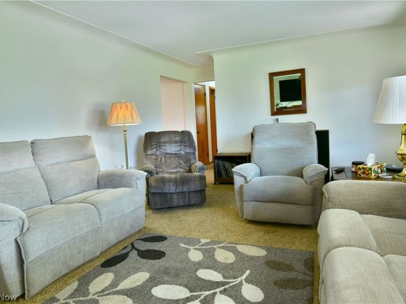 2548 Hilltop Drive, Poland, OH 44514 Photo 5