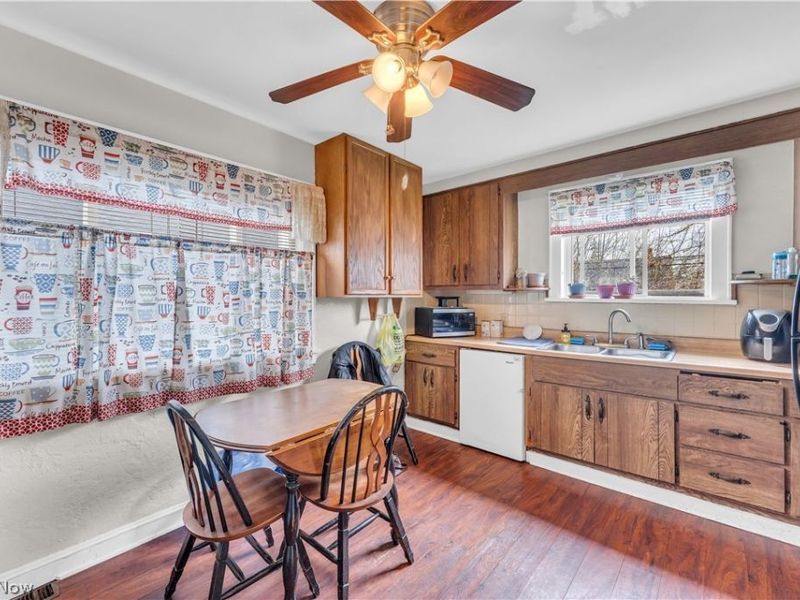 19720 Pasnow Avenue, Euclid, OH 44119 Photo 11