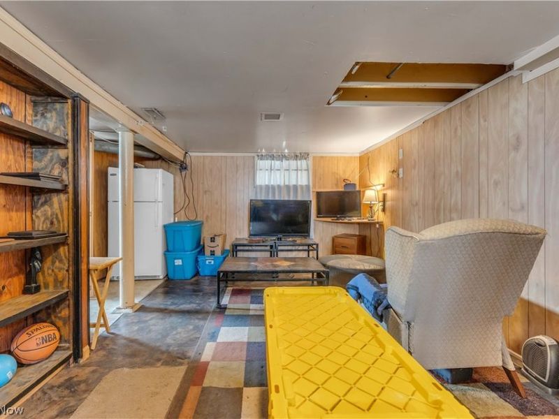 19720 Pasnow Avenue, Euclid, OH 44119 Photo 24