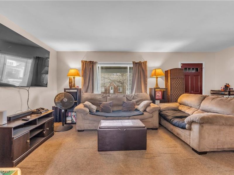 19720 Pasnow Avenue, Euclid, OH 44119 Photo 6