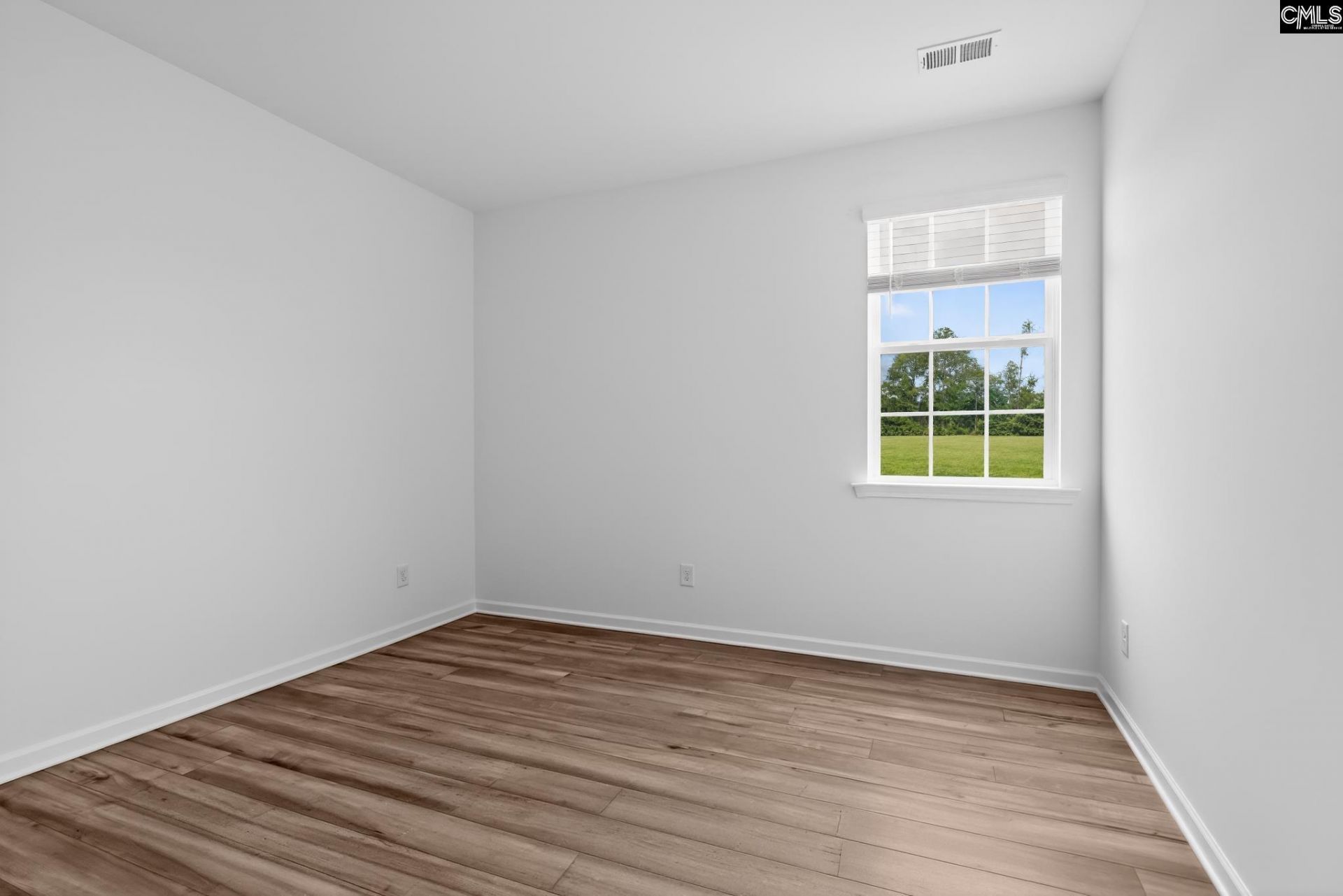 234 Foxglade Drive Photo 12