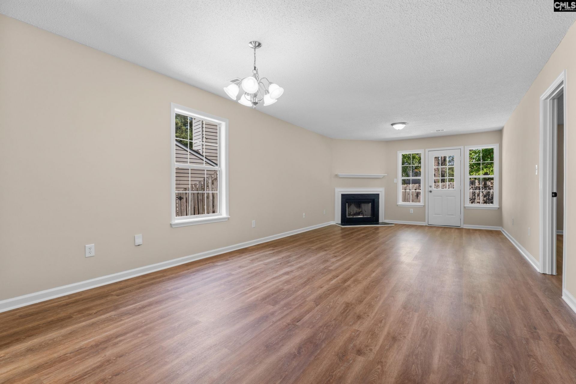 33 Heritage Village Lane  Photo 4