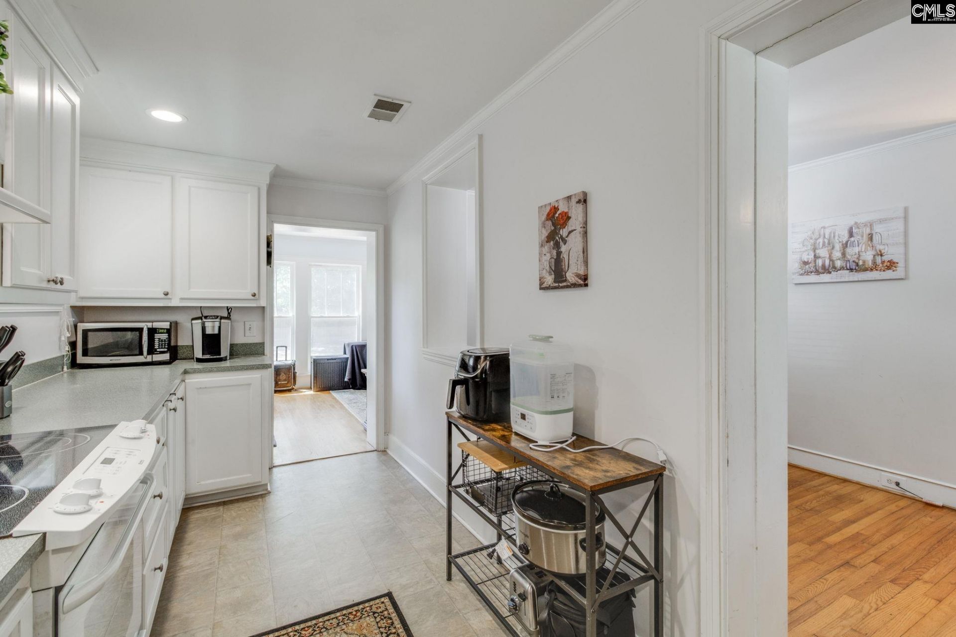 803 Kirkwood Circle  Photo 11