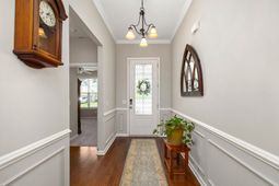 2412 Hummingbird Lane photo 4