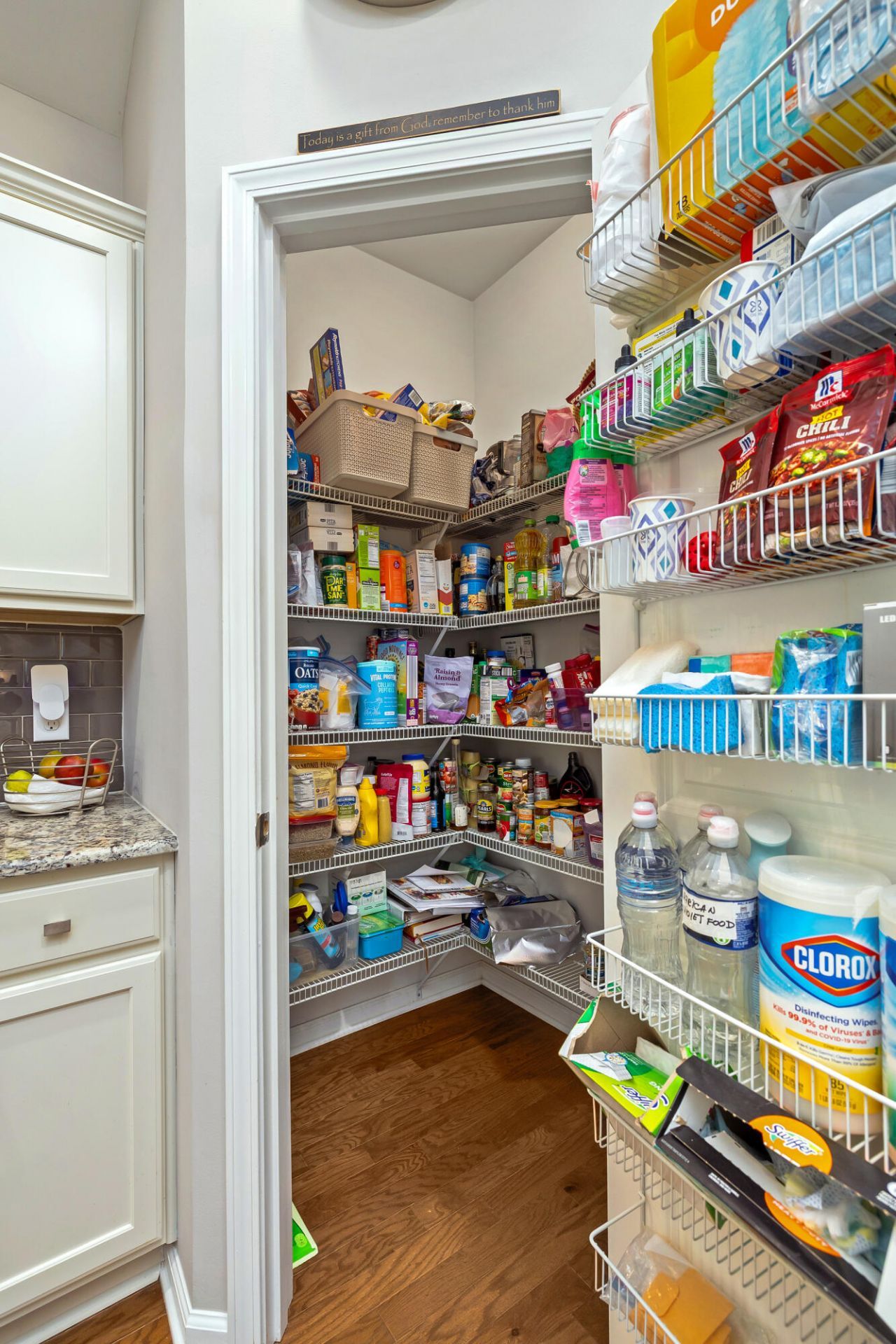 2412 Hummingbird Lane Photo 24