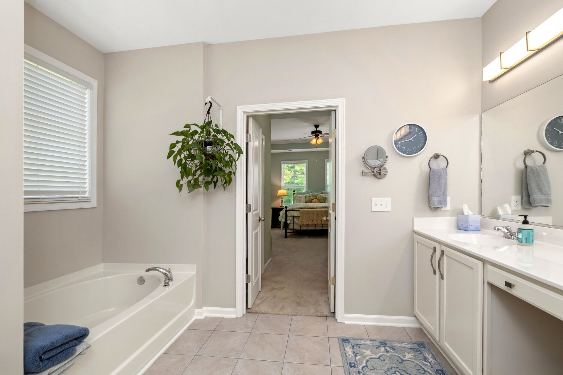 2412 Hummingbird Lane Photo 30