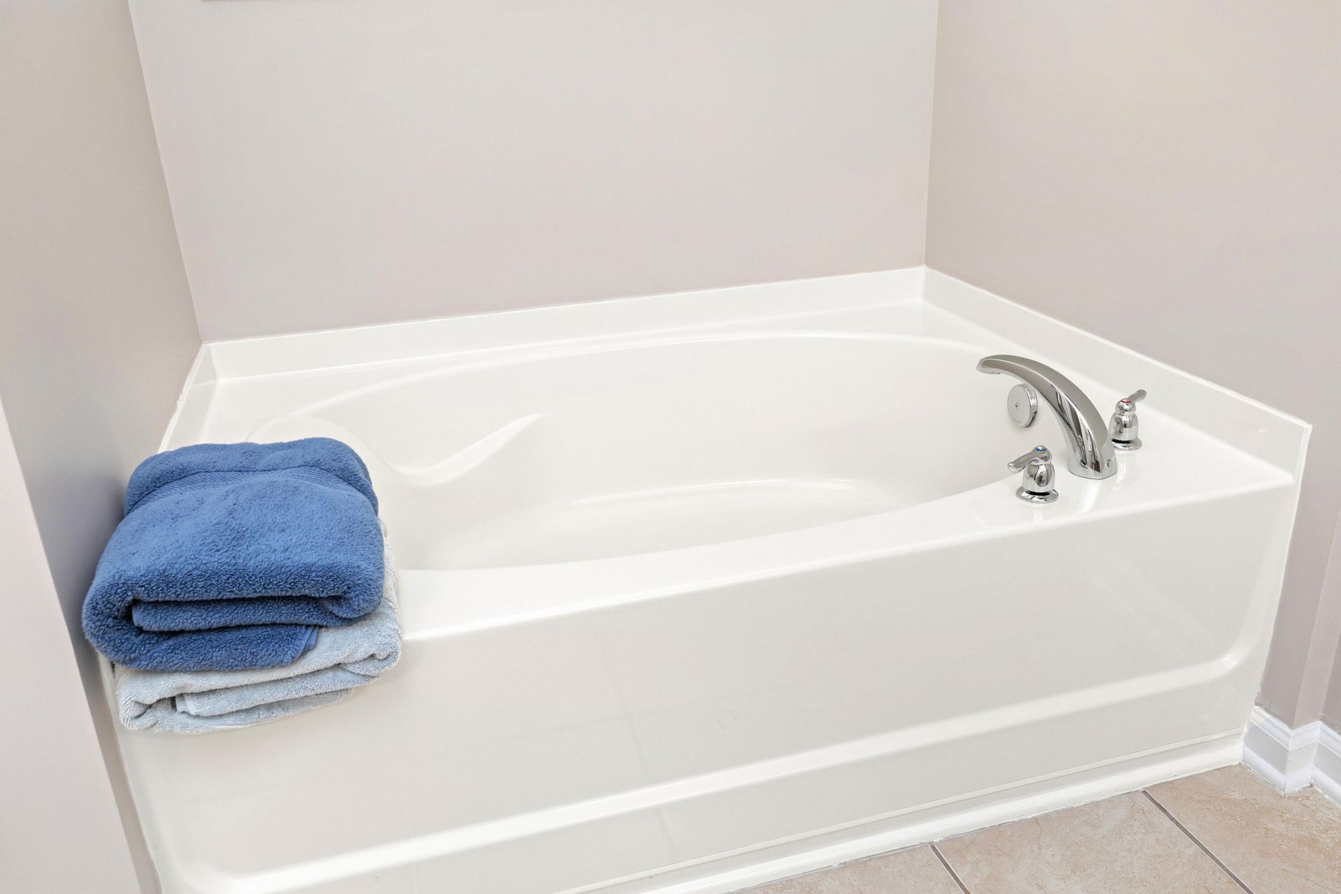 2412 Hummingbird Lane Photo 32