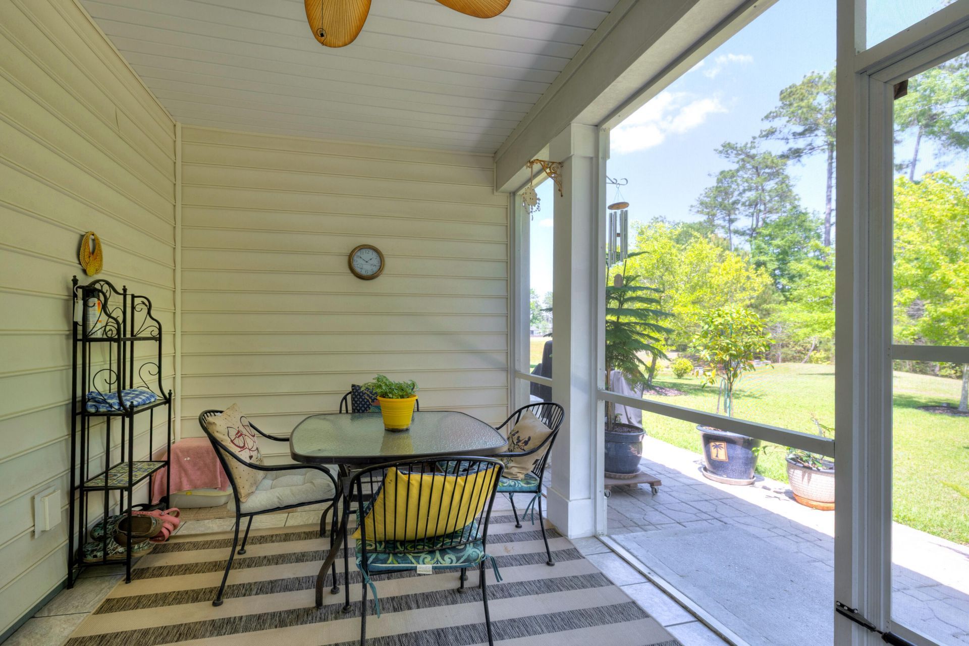2412 Hummingbird Lane Photo 36