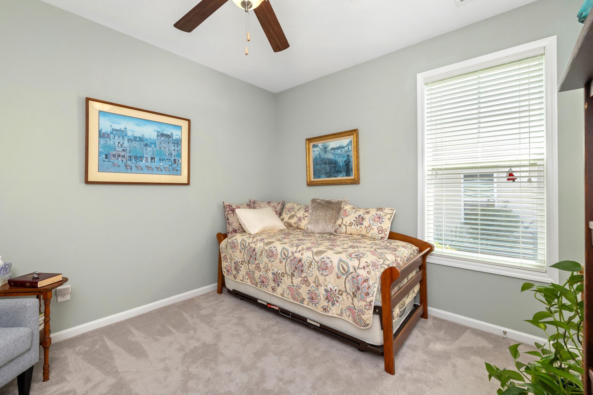 2412 Hummingbird Lane Photo 6