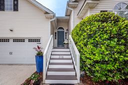 316 Wild Horse Lane photo 4