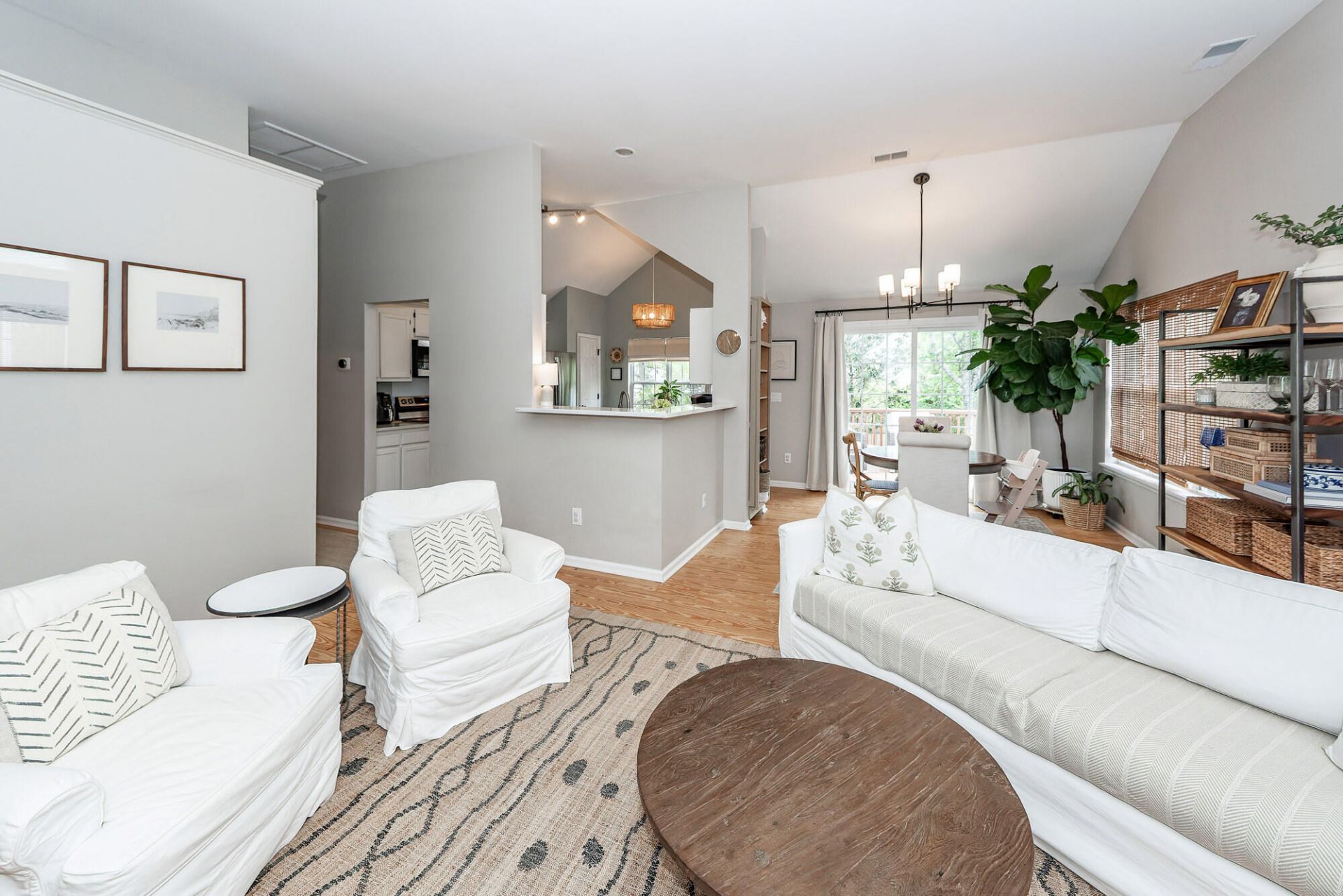 316 Wild Horse Lane Photo 8