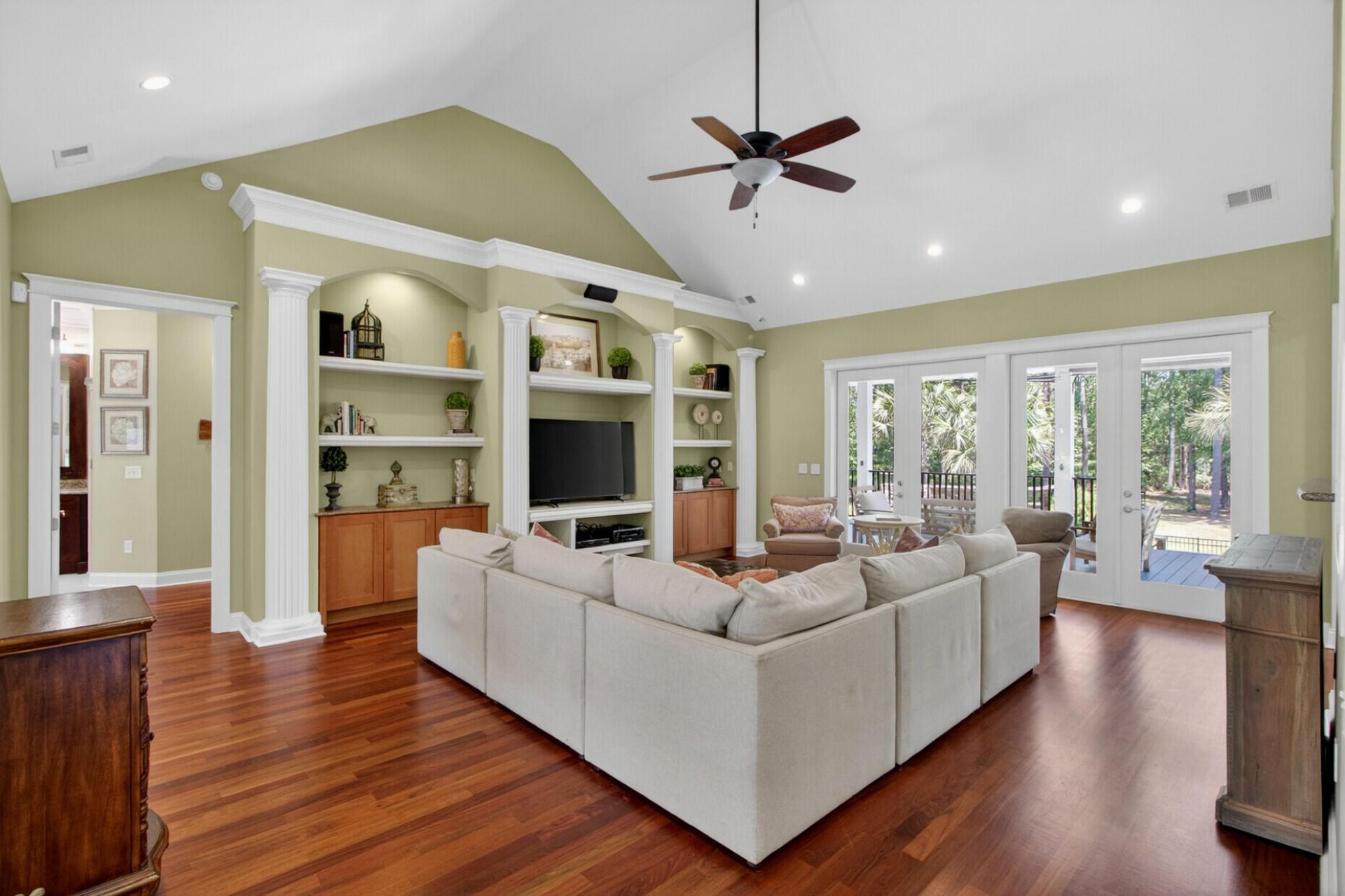 7246 Highway 165 Photo 15