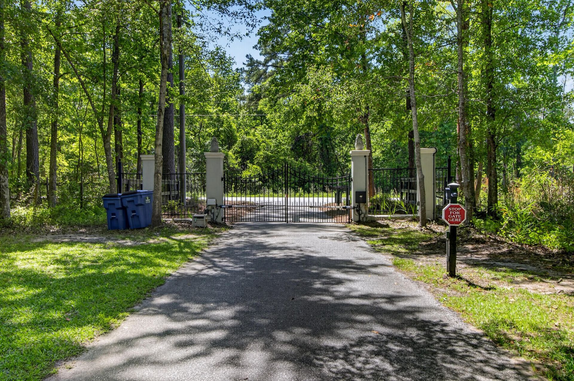 7246 Highway 165 Photo 4