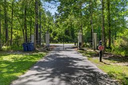 7246 Highway 165 photo 4