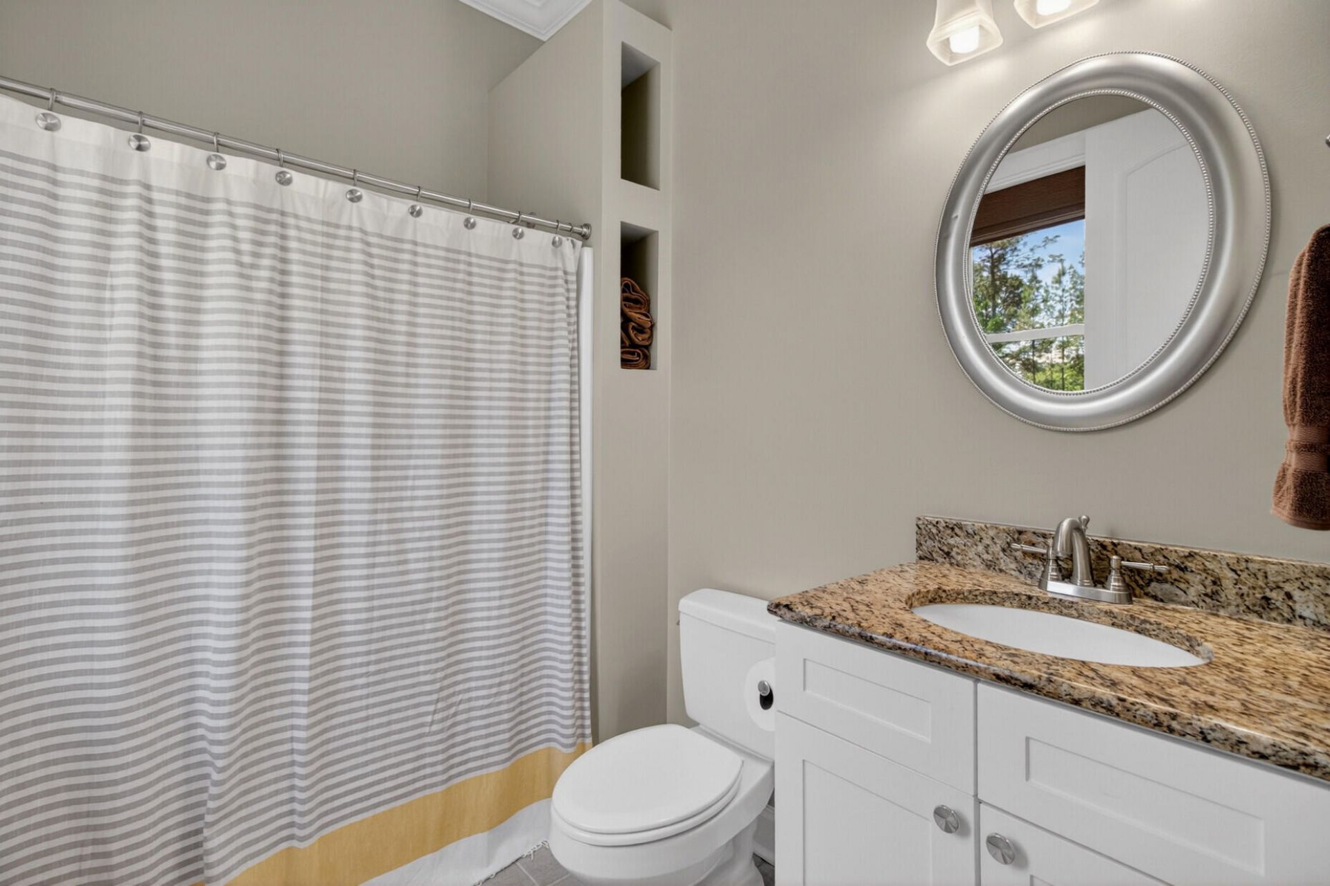 7246 Highway 165 Photo 43