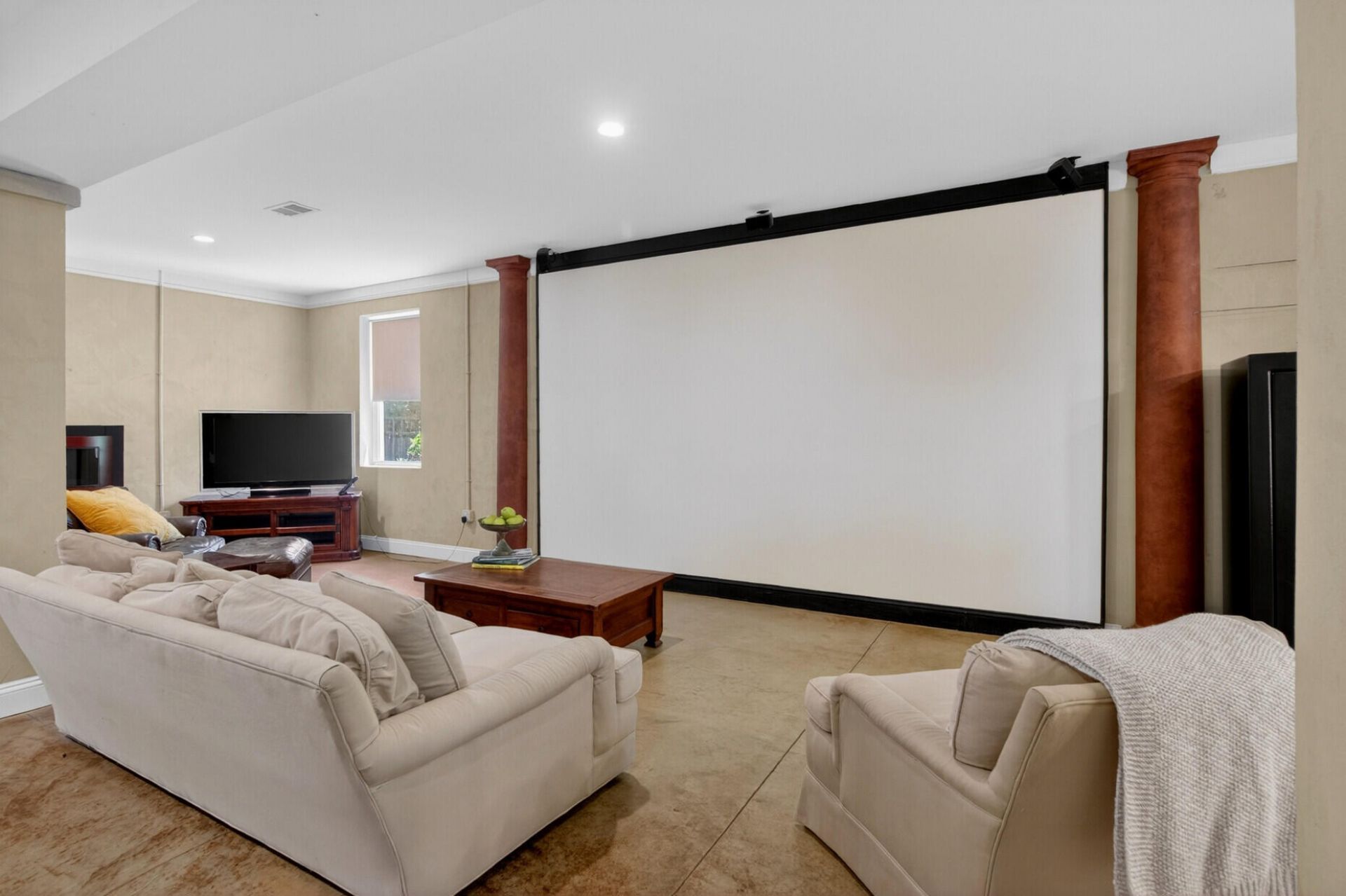 7246 Highway 165 Photo 55