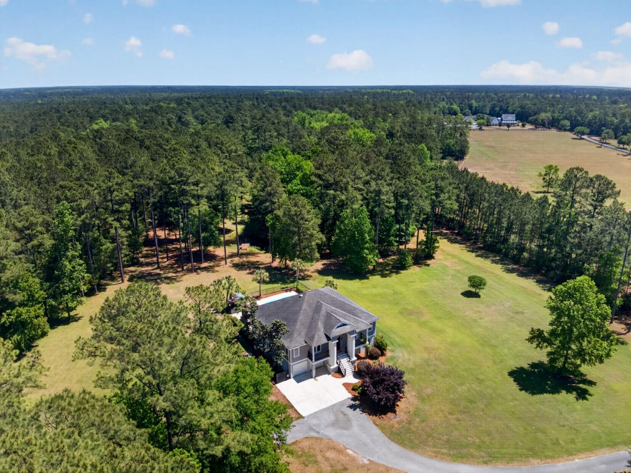 7246 Highway 165 Photo 82