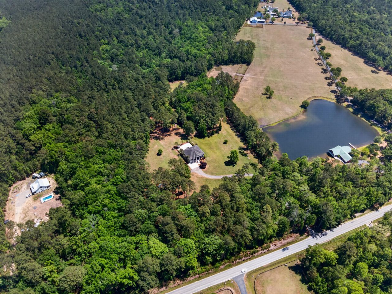 7246 Highway 165 Photo 92