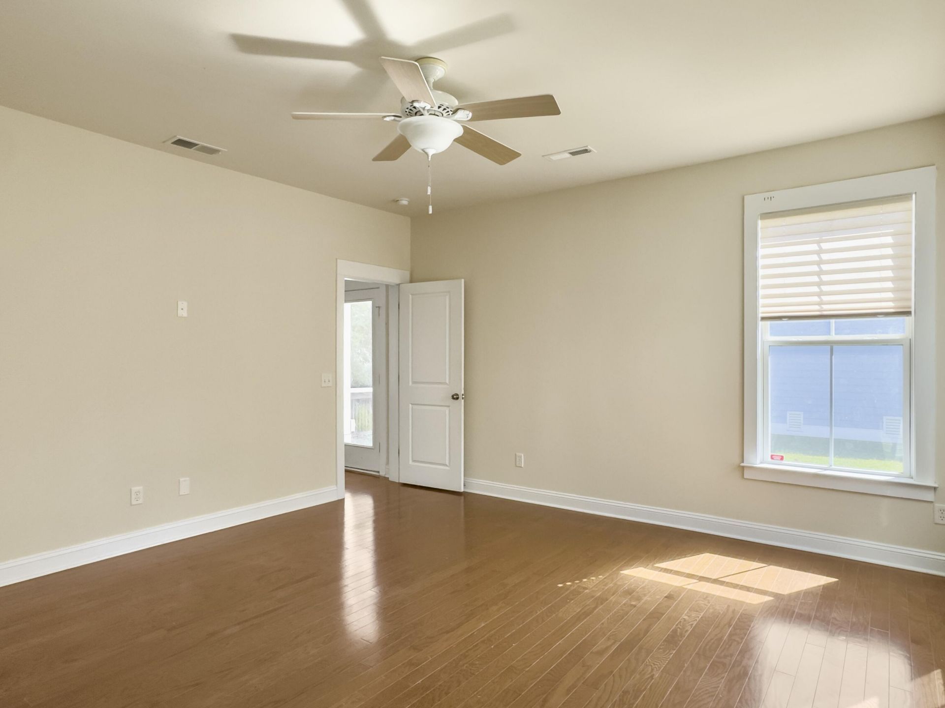 2619 Rutherford Way Photo 16