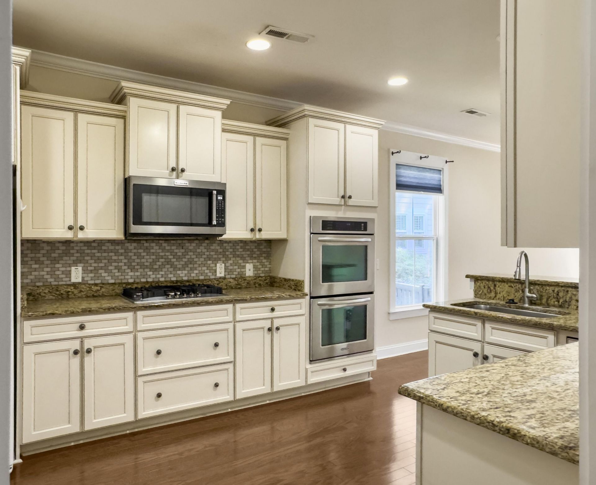 2619 Rutherford Way Photo 4