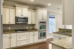 2619 Rutherford Way photo 4