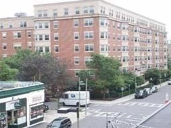 108 Peterborough, Unit 7H, Boston, MA 02215