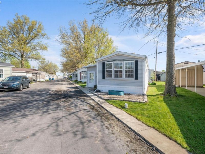 8175 North Shore Boulevard, Unit 64, Marblehead, OH 43440 Photo 4