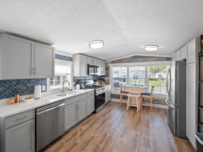 8175 North Shore Boulevard, Unit 64, Marblehead, OH 43440 Photo 5