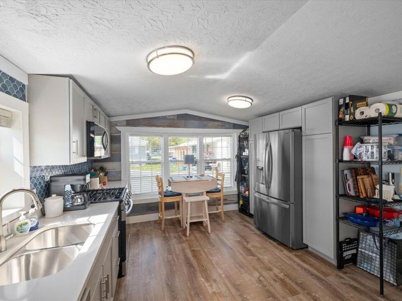 8175 North Shore Boulevard, Unit 64, Marblehead, OH 43440 Photo 8