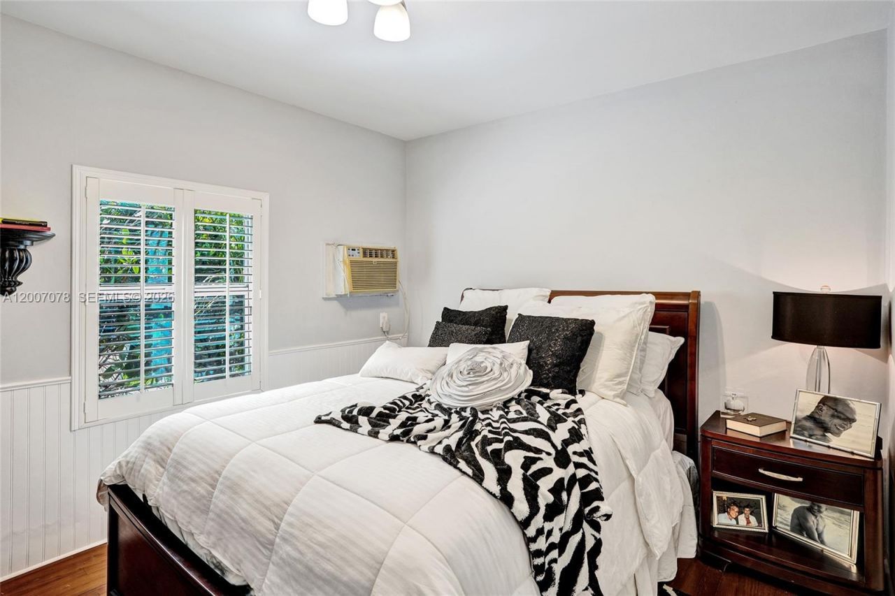 940 Hollywood Blvd , Hollywood, FL 33019 Photo