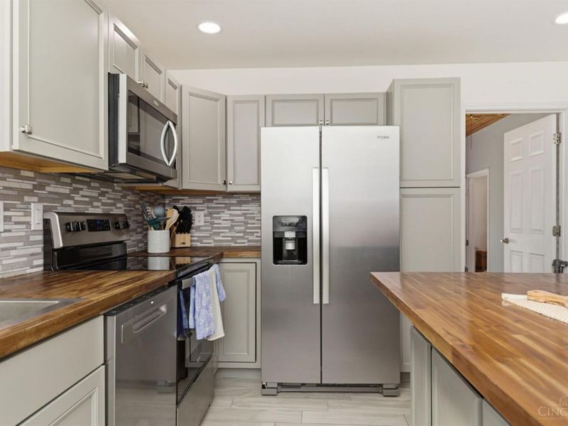 307 W 3rd Street, Georgetown, OH 45121 Photo 14