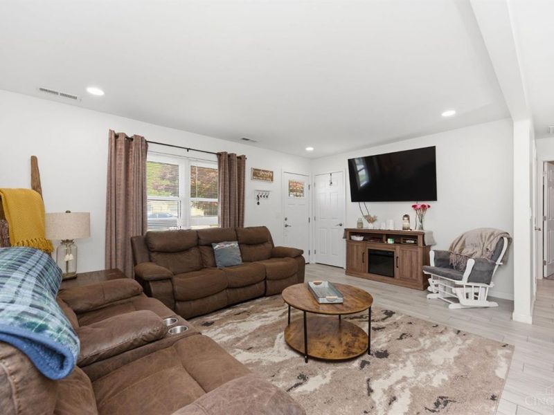 307 W 3rd Street, Georgetown, OH 45121 Photo 7