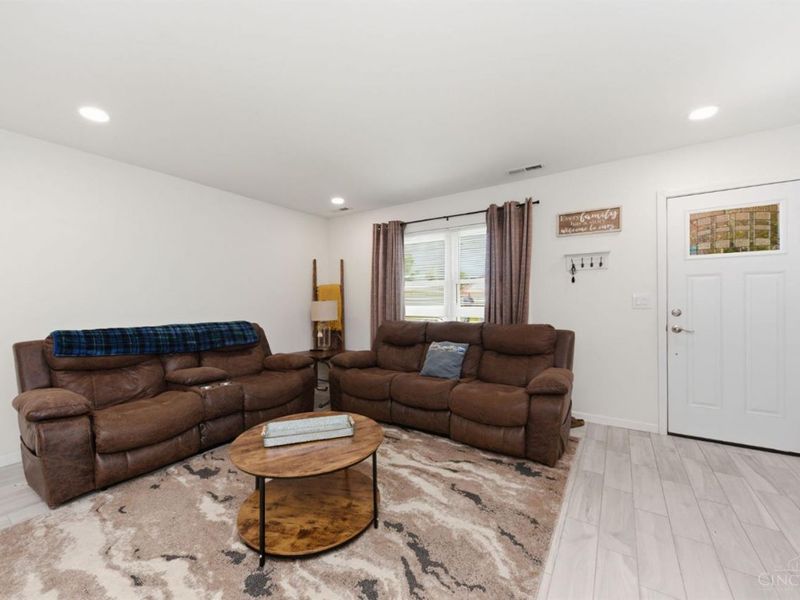 307 W 3rd Street, Georgetown, OH 45121 Photo 8