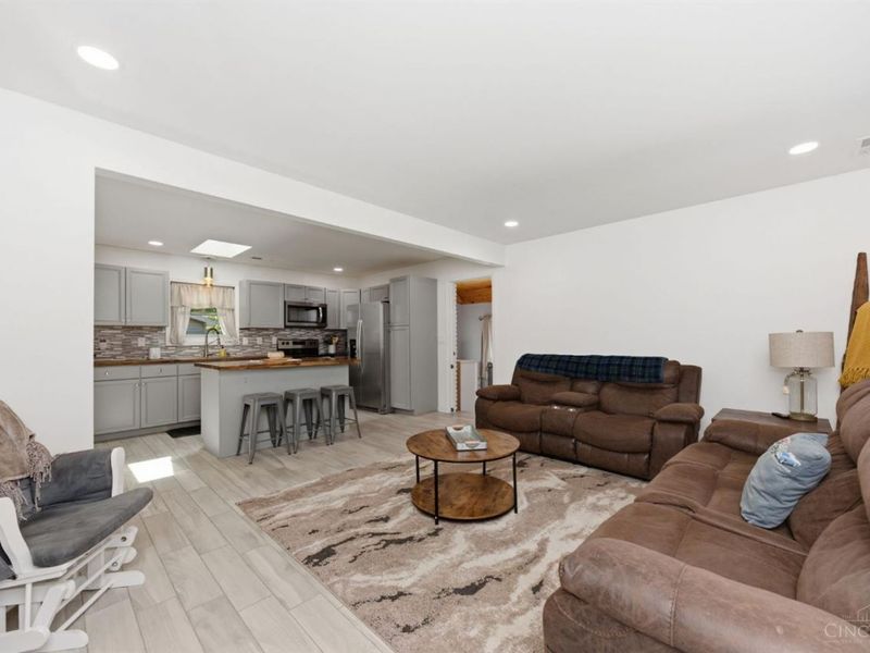 307 W 3rd Street, Georgetown, OH 45121 Photo 9