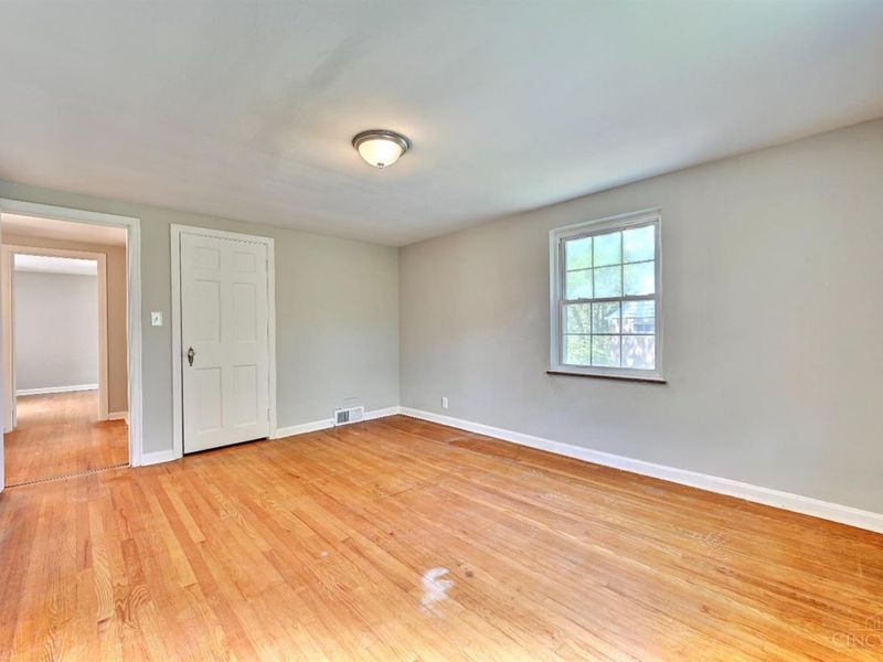 3401 Ferncroft Drive, Cincinnati, OH 45211 Photo 11