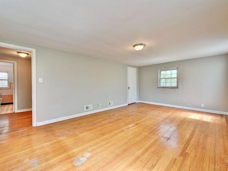 3401 Ferncroft Drive, Cincinnati, OH 45211 Photo 13