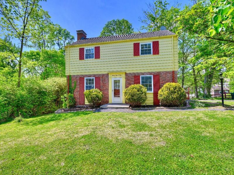 3401 Ferncroft Drive, Cincinnati, OH 45211 Photo 2