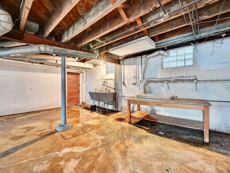 3401 Ferncroft Drive, Cincinnati, OH 45211 Photo 24