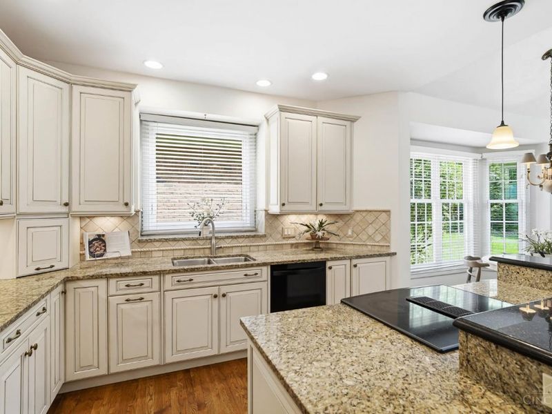 7753 Oyster Bay Lane, Newtown, OH 45244 Photo 19