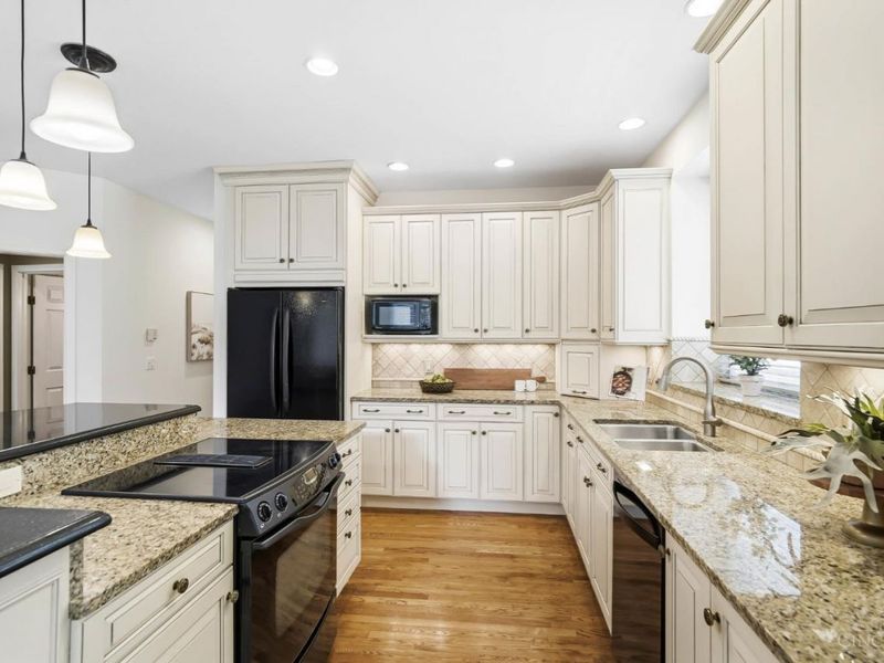 7753 Oyster Bay Lane, Newtown, OH 45244 Photo 20