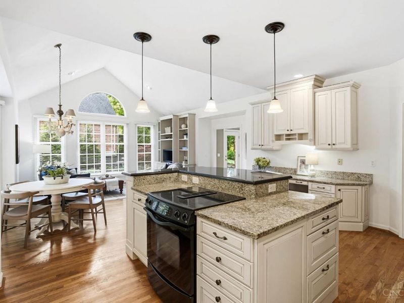 7753 Oyster Bay Lane, Newtown, OH 45244 Photo 21