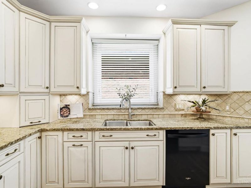 7753 Oyster Bay Lane, Newtown, OH 45244 Photo 23