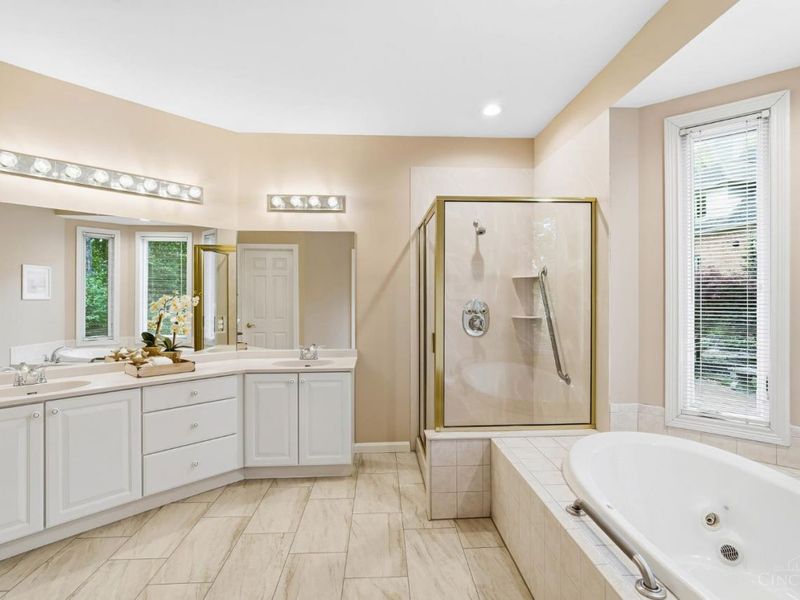 7753 Oyster Bay Lane, Newtown, OH 45244 Photo 37