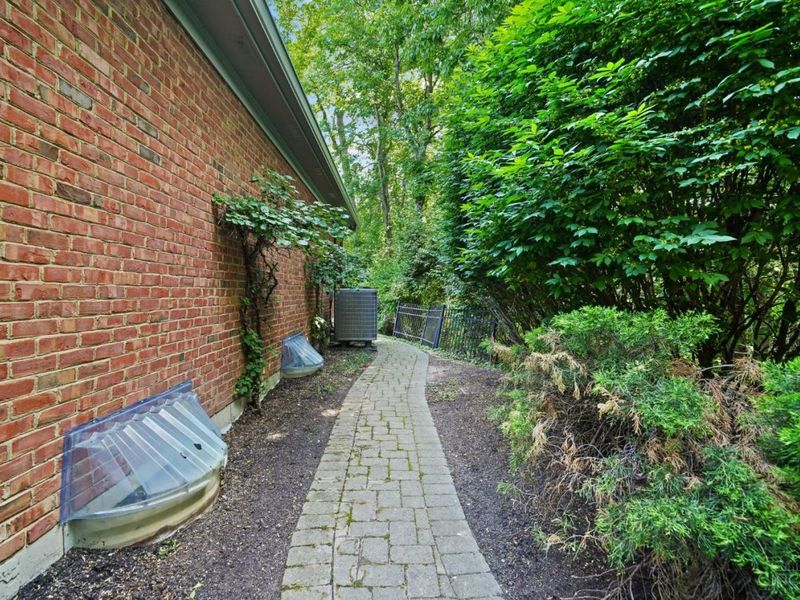 7753 Oyster Bay Lane, Newtown, OH 45244 Photo 83