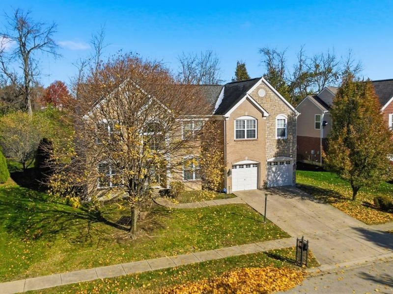 2585 Hingham Lane, Centerville, OH 45459 Photo 2