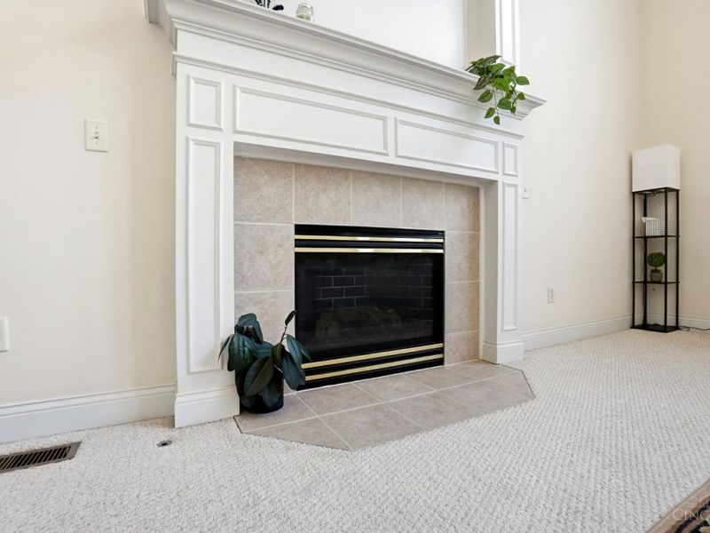 2585 Hingham Lane, Centerville, OH 45459 Photo 6