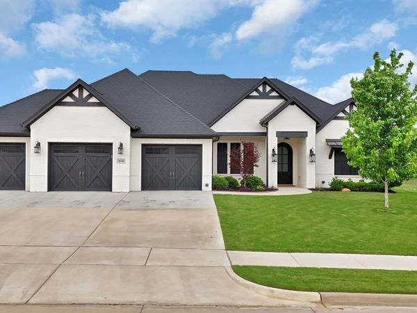 2548 Bunker Hill Drive , Burleson, TX 76028