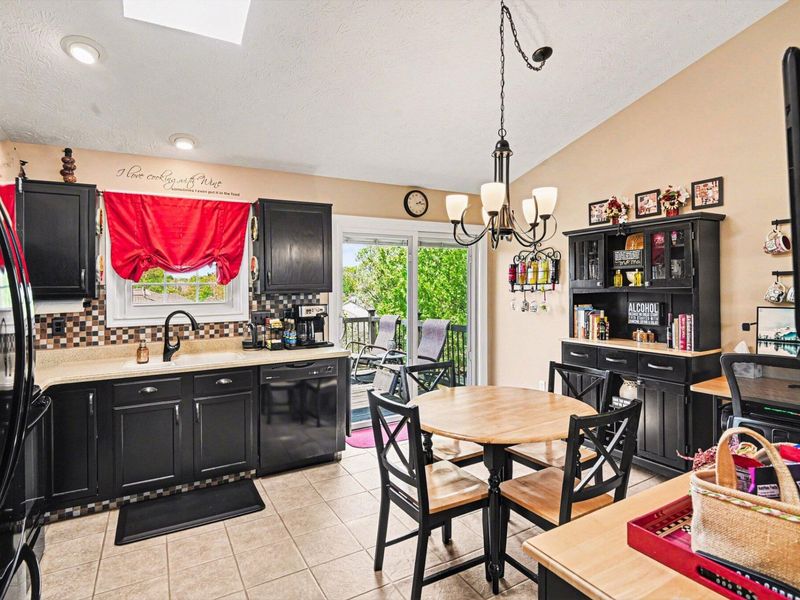 202 Tando Way, Covington, KY 41017 Photo 12