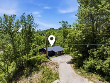 240 Robbie Ridge Road, Stanton, KY 40380